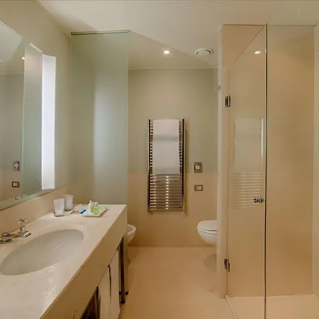 Nh Linate Hotel 4*