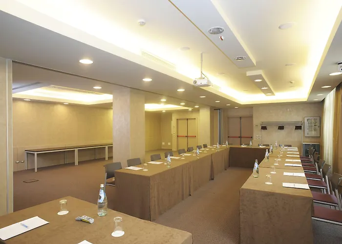 إن أكا ليناته فندق بيستياره بوروميو